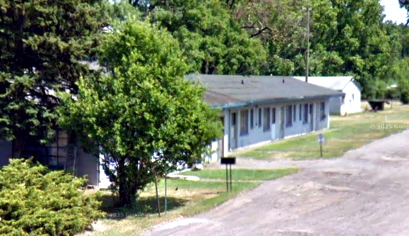 Garland Place Motel - Street View